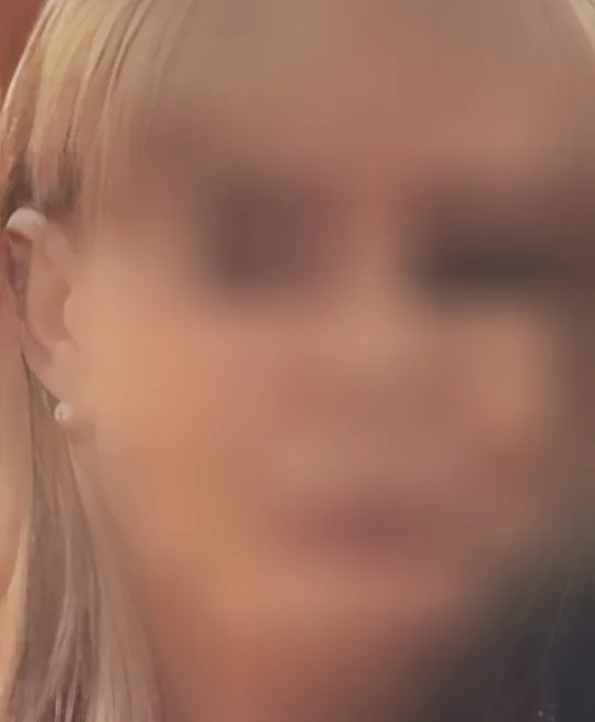 Aurora, 25