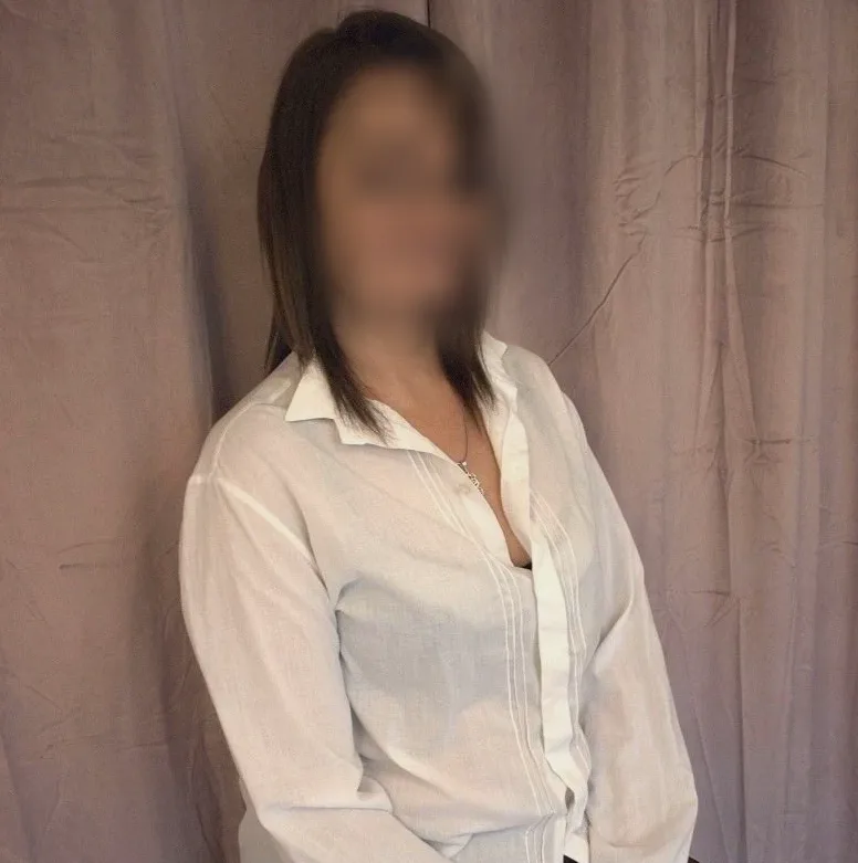 Roosa, 38