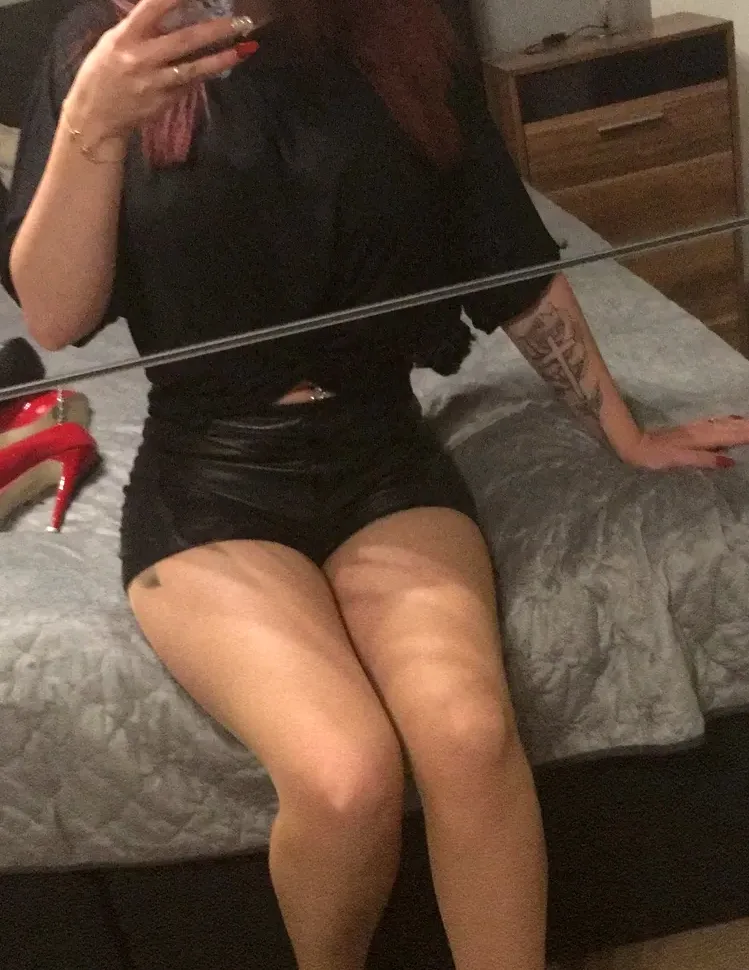 Saara, 30